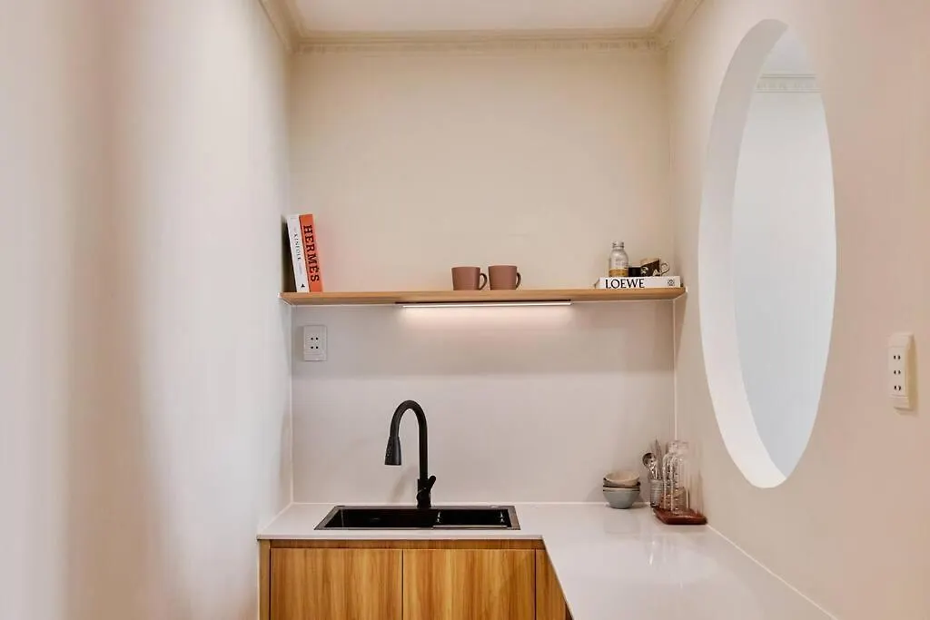 Cozy Studio In Heart Of District1 Ho Chi Minh Vietnam